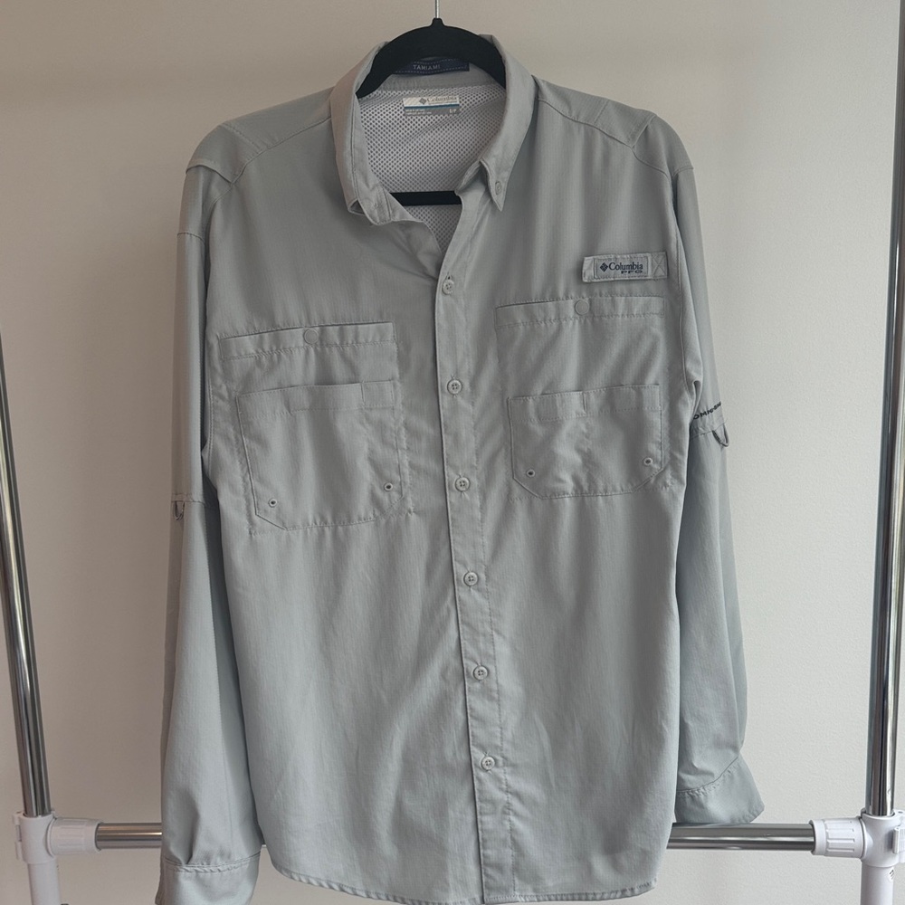 Columbia Light Gray Long Sleeve Shirt